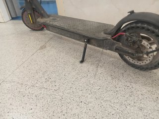 Patinete eléctrico en buen estado