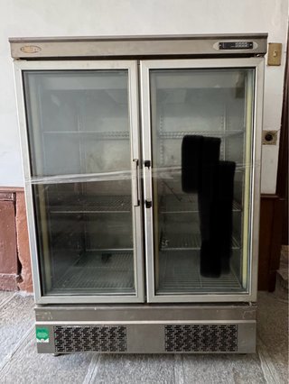 Nevera industrial doble puerta