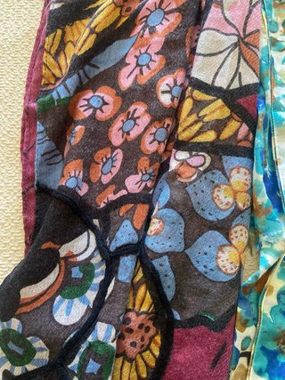 Lote 4 pañuelos estampados