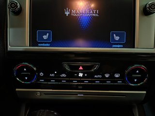 Maserati Quattroporte 3.0 V6 Diésel 275cv