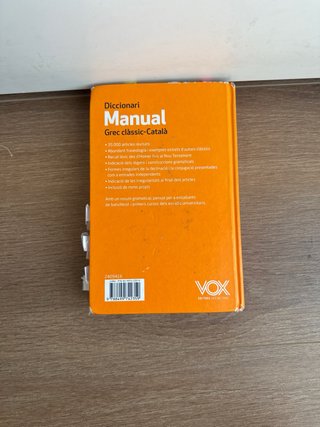 Diccionari manual grec clàssic-català amb un ap...