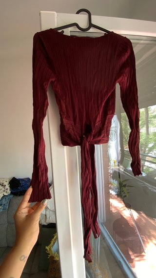 Top Zara color vino tinto manga larga