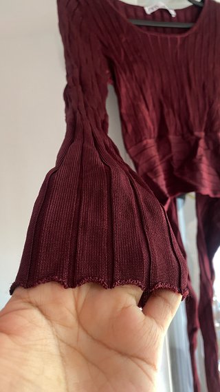 Top Zara color vino tinto manga larga
