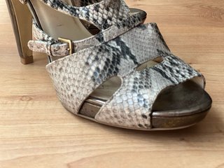 Zapatos Clarks (nº38.5)