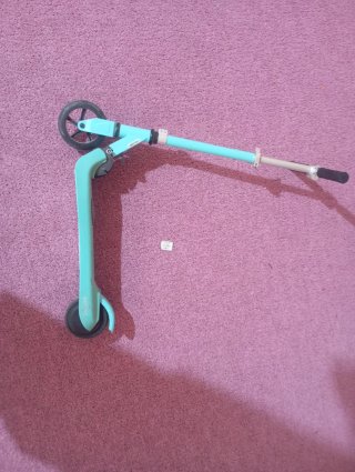 Patinete eléctrico infantil
