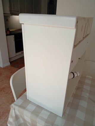 Mueble de baño Ikea con lavabo Tvallen