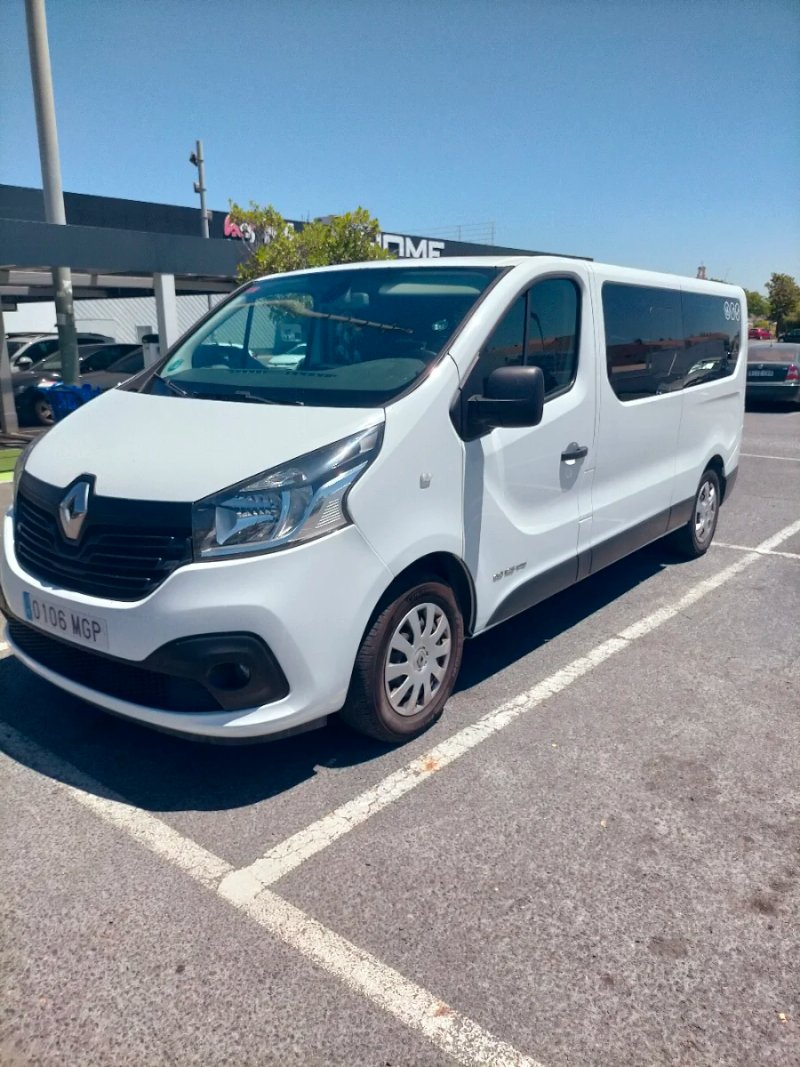 Renault Trafic 2017 - foto 1