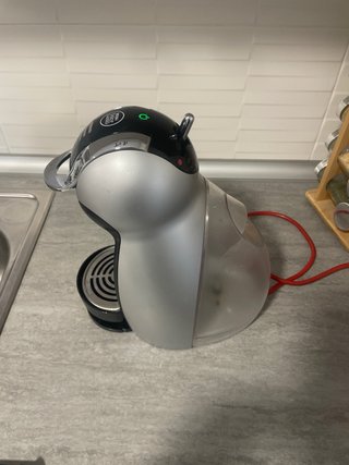 Cafetera Dolce Gusto Gris y Negra