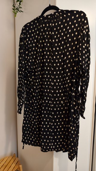 Vestido Mango negro lunares blancos