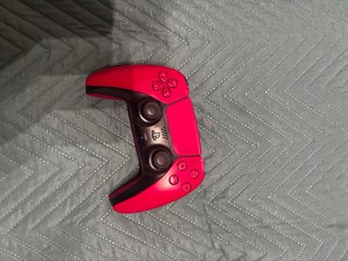 Consola PS5 + Mando Rojo