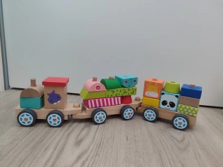 Tren de madera apilable para bebés