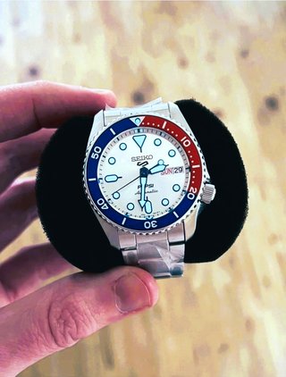 Seiko 5 Sports SRPL99K1 Pepsi Colaboración