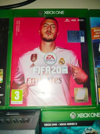 Xbox One + 8 giochi