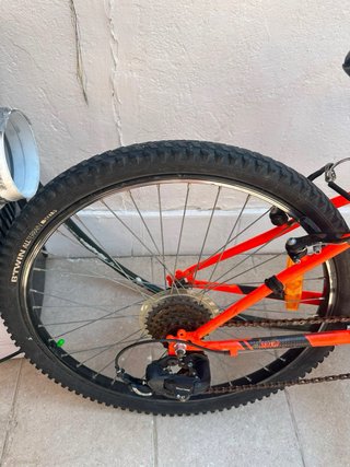 Bicicleta B'Twin Naranja