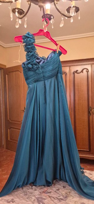 Vestido de fiesta azul eléctrico