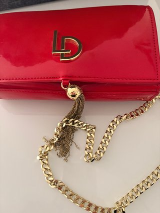Bolso Charol Rojo Nuevo con Cadena Dorada