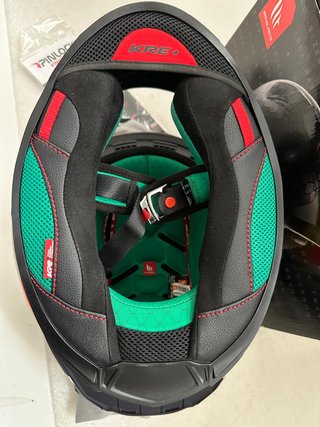 Casco T-XL MT KRE carbono Pedro Acosta