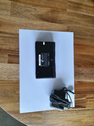 Nintendo DS Lite Negra + Cargador Original