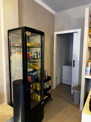 Traspaso de cafetería en lloret de Mar .NEGOCIABLE