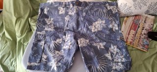 Pantalon corto estampados florales