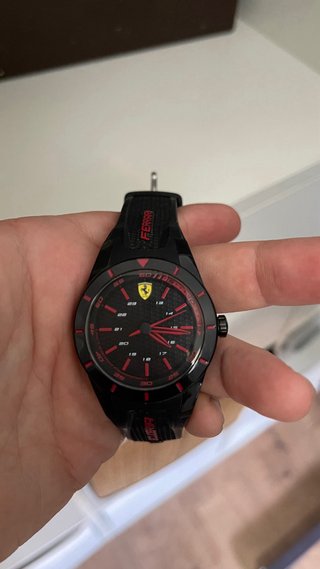 Reloj Ferrari Negro y Rojo