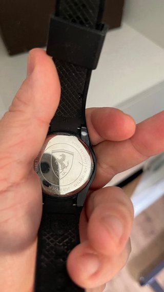 Reloj Ferrari Negro y Rojo