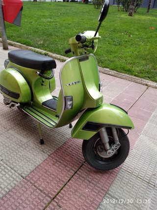 Piaggio Vespa 200PX Verde