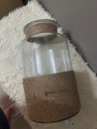 Jarrón de cristal con cuerda