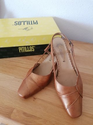 Zapatos Pitillos Piel Marrón Talla 36