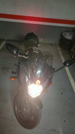 Yamaha XJ600 Naked Negra