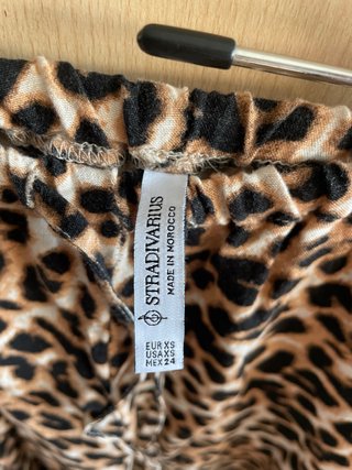 Pantalones Stradivarius Leopardo