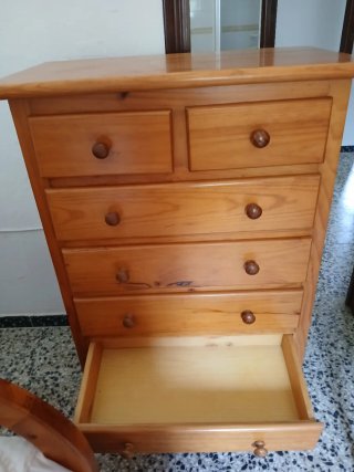 Cómoda de madera provenzal 7 cajones