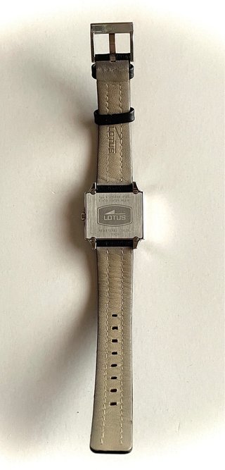 Reloj Lotus Mujer Negro y Plateado