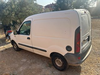 Renault Kangoo cerrada
