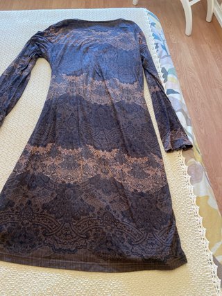 Vestido cruzado Desigual marrón estampado