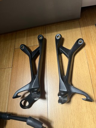 Despiece Suzuki: Carenado, Espejos, Manetas