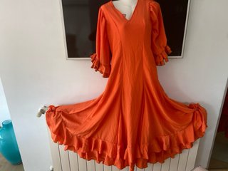 201.-Vestido Sevillana Naranja Talla Única