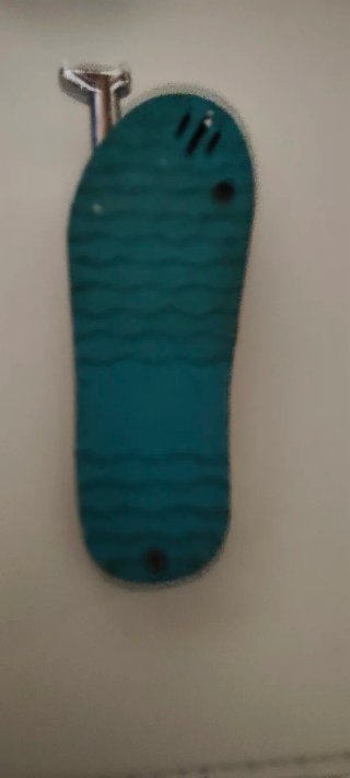 Lote 3 accendini kitsch: Nokia, Malibu, Fortuna