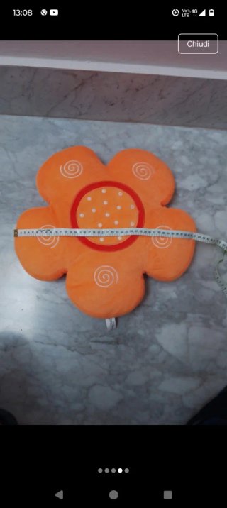 Cuscino peluche fiore arancione