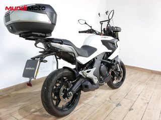 CFMOTO 700MT