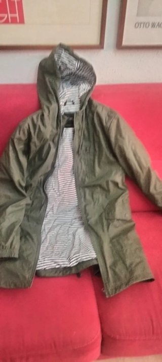 Chaqueta de lluvia verde invierno