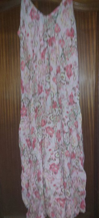 Vestido estampado floral rosa