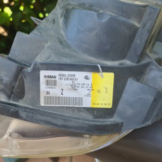 Faro Nissan qashqai