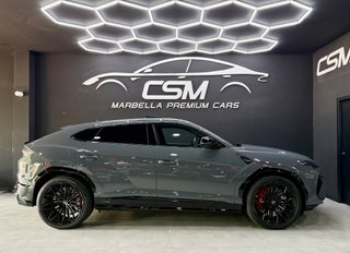 Lamborghini URUS SE 800cv