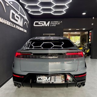 Lamborghini URUS SE 800cv