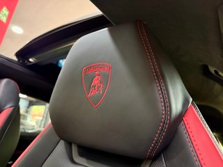 Lamborghini URUS SE 800cv