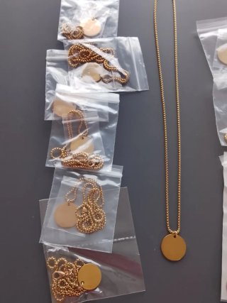 Lote 14 medallas y cadenas para personalizar