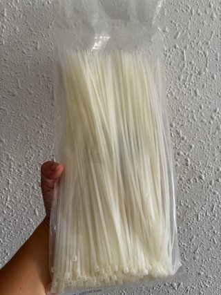Bridas de plástico blancasyy