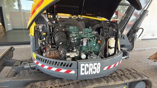 EXCAVADORA VOLVO ECR58