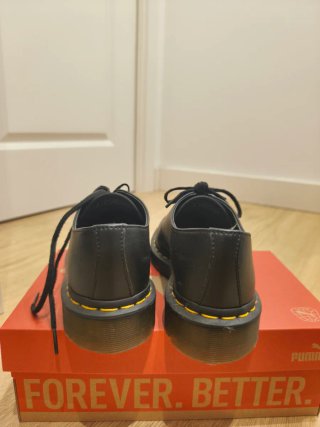 Dr. Martens Veganos Negro